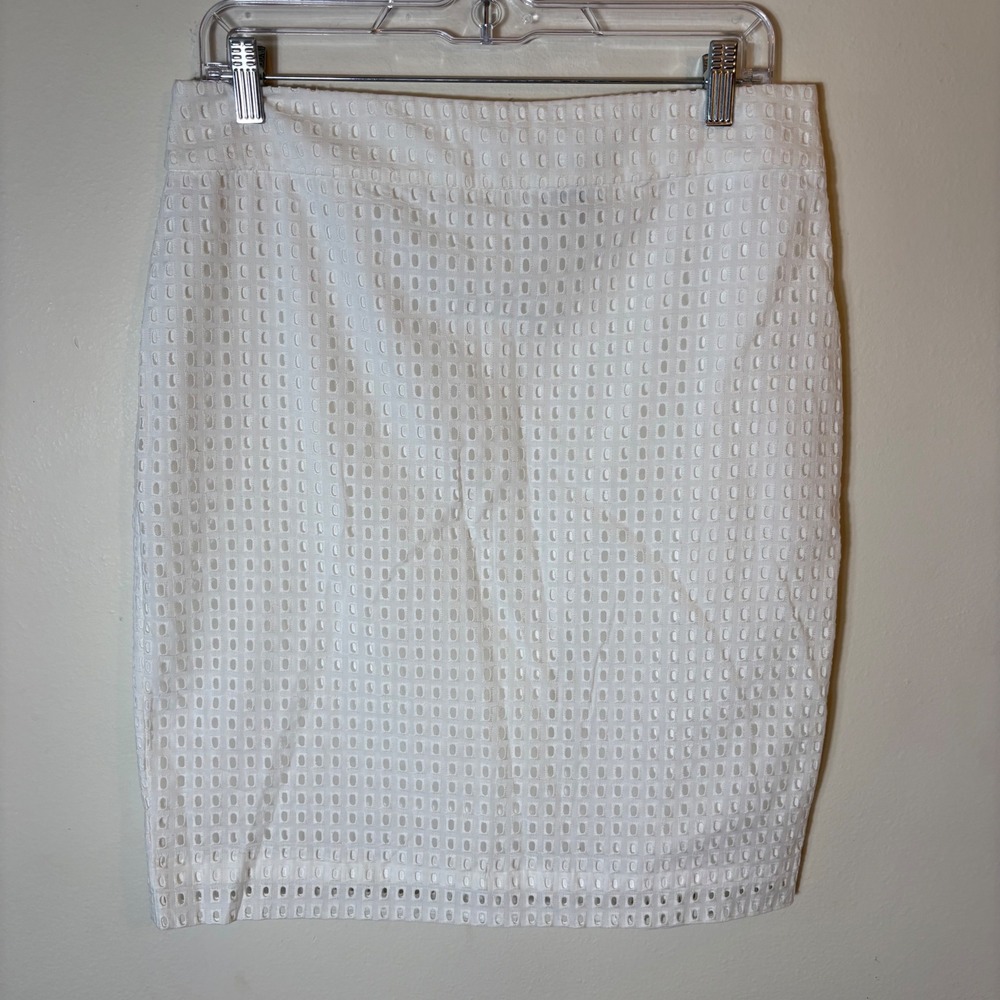 Ann Taylor White Eyelet Pencil Skirt Women's Size 8 Career
